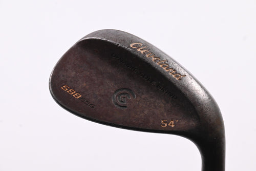 Cleveland 588 DSG Sand Wedge / 54 Degree / Wedge Flex Dynamic Gold Shaft
