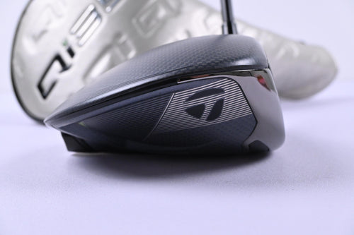 Taylormade Qi35 Max Driver / 10.5 Degree / Regular Flex Ventus Blue 5 Shaft