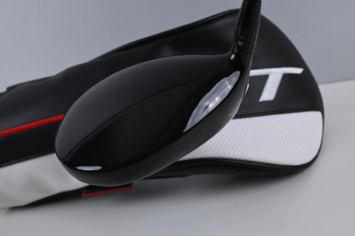Left Hand Titleist GT3 Driver / 9 Degree / Regular Flex Tensei 1K Blue 65 Shaft
