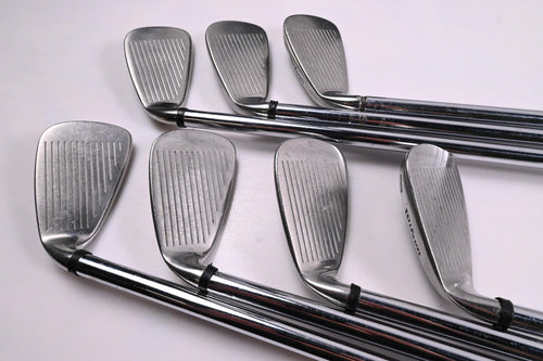 Wilson Deep Red Irons / 4-PW / Regular Flex Wilson Fat Shafts