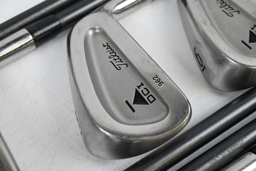 Titleist DCI 962 Irons / 4-9i / Regular Flex Titleist Select Shafts