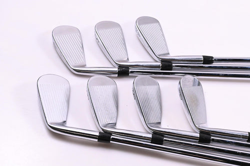 Titleist 718 MB Irons / 4-PW / X-Flex Project X Shafts