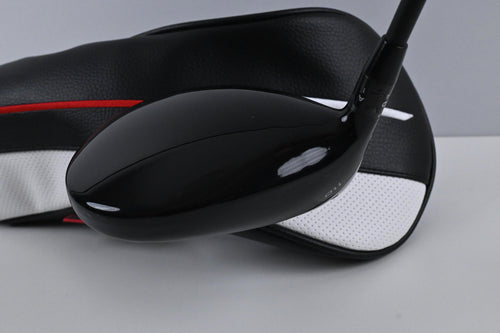 Left Hand Titleist GT3 Driver / 11 Degree / Regular Flex Tensei 1K Blue 55 Shaft