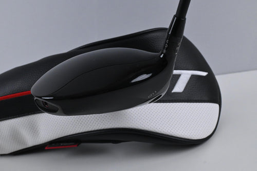 Left Hand Titleist GT2 Driver / 11 Degree / Stiff Flex Tensei 1K Blue 55 Shaft