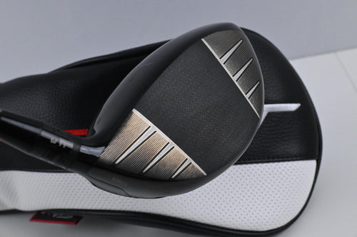Left Hand Titleist GT3 Driver / 9 Degree / X-Flex Tensei 1K Blue 65 Shaft