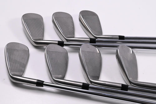 Cobra DS-Adapt Irons / 5-PW+GW / Regular Flex KBS Tour Lite Shafts