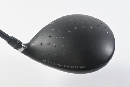 Wilson Staff D300 Driver / 10.5 Degree / Regular Flex Fujikura Pro 68 Shaft