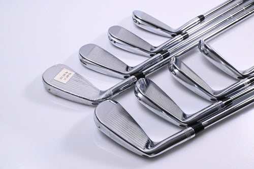 Wilson Staff Model Blade 2019 Irons / 3-PW / X-Flex Dynamic Gold X100 Shafts