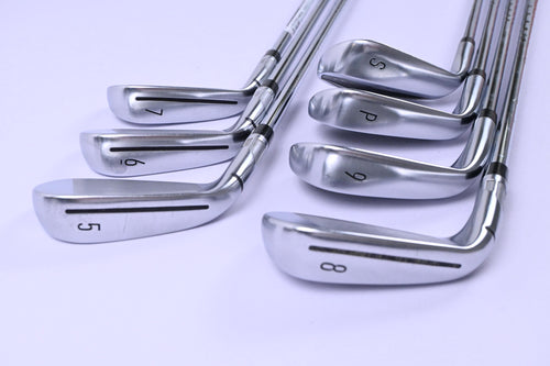 Taylormade Qi Irons / 5-PW+SW / Regular Flex KBS MAX MT 85 Shafts