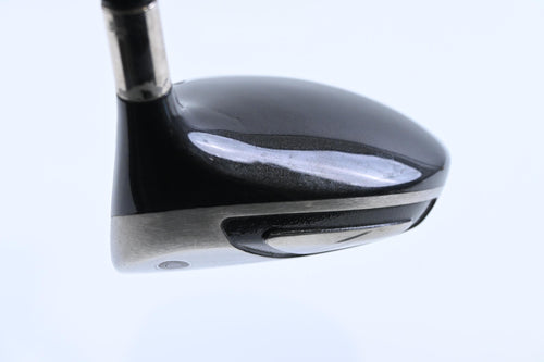 Titleist 905 R Driver / 10.5 Degree / Regular Flex Aldila NV 65