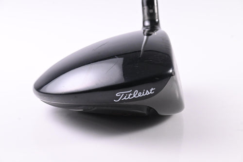 Titleist 915 D2 Driver / 9.5 Degree / X-Flex Aldila Rogue Black 70 Shaft