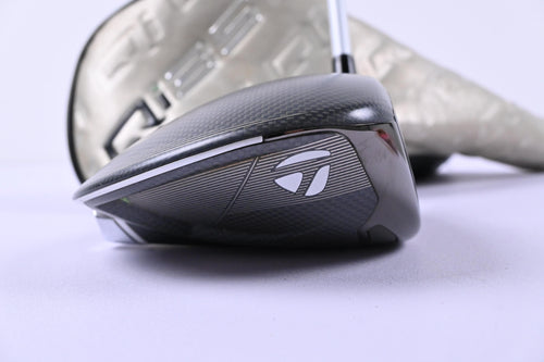 Ladies Taylormade Qi35 Max Lite Driver / 10.5 Degree / Ladies Fujikura Flex 40