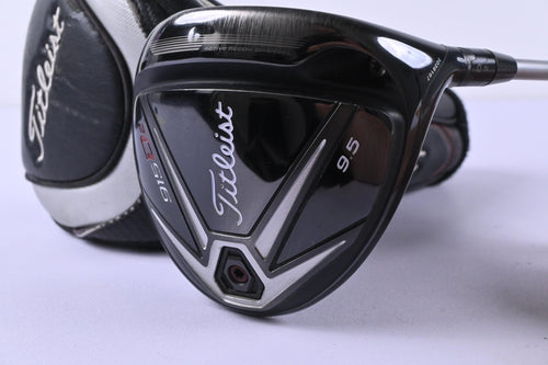 Titleist 915 D2 Driver / 9.5 Degree / Stiff Flex Diamana S+ Blue 60 Shaft