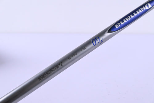 Titleist 915 D2 Driver / 9.5 Degree / Stiff Flex Diamana S+ Blue 60 Shaft