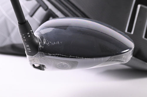 Cobra OPTM MAX-D Driver / 10.5 Degree / Stiff Flex Kai'li Dark Waves White 60