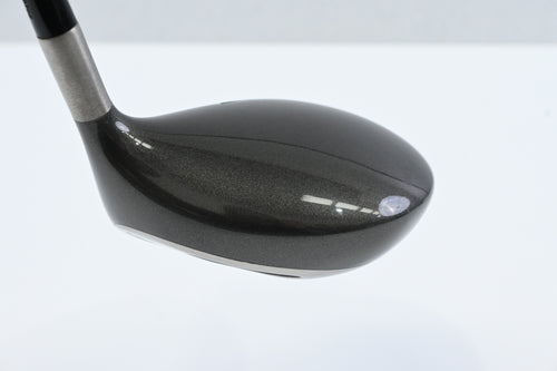 Titleist 975 J Driver / 9.5 Degree / Stiff Flex Graphite Design YS-6 Shaft