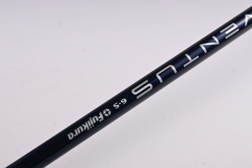 Taylormade SIM Max Driver / 9 Degree / Stiff Flex Fujikura Ventus Blue 6 Shaft