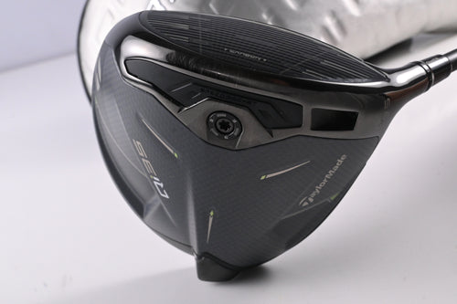 Taylormade Qi35 Driver / 10.5 Degree / Regular Flex Ventus Blue 5 Shaft