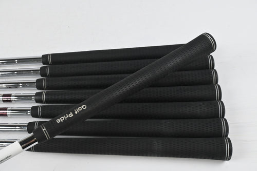 Wilson Deep Red Irons / 4-PW+SW / Regular Flex Wilson Step Control Shafts