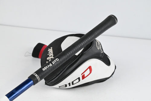 Titleist 910 D2 Driver / 9.5 Degree / Regular Flex Project X -7D3 70 Shaft