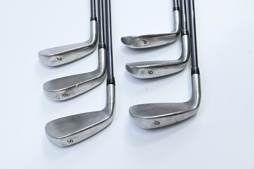 Taylormade R9 Irons / 5-PW / Regular Flex Fujikura Motore 65 Shafts