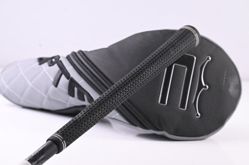Cobra OPTM MAX-D Driver / 10.5 Degree / Regular Flex Kai`li Red Dark Waves 50