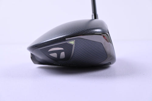 Taylormade Qi35 LS Driver / 10.5 Degree / Stiff Flex Kai'li Darkwaves Black 60
