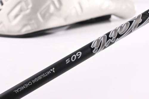 Taylormade Qi35 LS Driver / 9 Degree / Stiff Flex Kai'li Dark Waves White 60