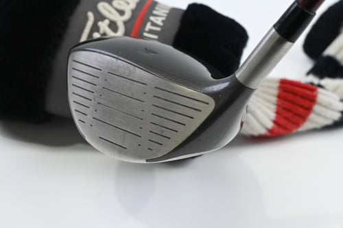 Titleist 975 J Driver / 9.5 Degree / Stiff Flex Grafalloy ProLite Elite Shaft