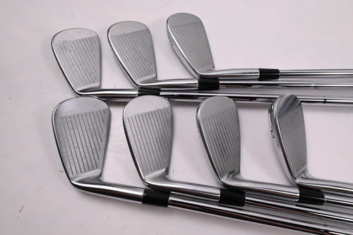 Mizuno Pro 221 Irons / 4-PW / X-Flex Dynamic Gold X100 Shafts