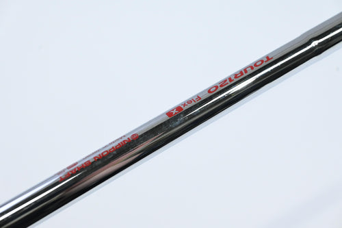 Taylormade Milled Grind 5 Gap Wedge / 52 Degree / X-Flex NS Pro Modus3 Tour 120