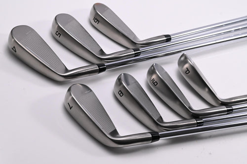 Cobra DS-Adapt Irons / 4-PW / Regular Flex KBS Tour Lite Shafts