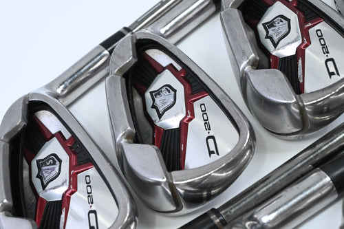 Wilson D200 Irons / 5-PW+GW+SW / Regular Flex UST Elements Chrome 59 Shafts