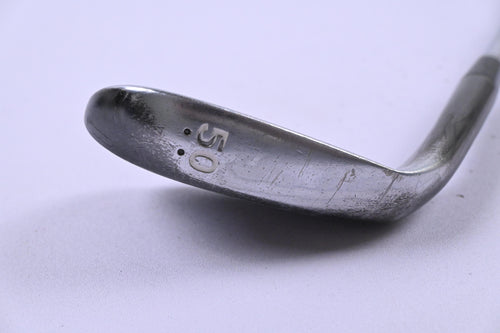 Cleveland 588 RTX 2.0 Gap Wedge / 50 Degree / Wedge Flex Steel Shaft