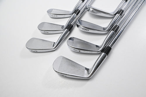 Titleist 680 Forged Irons / 3-9i / Stiff Flex Dynamic Gold SensiCore S300 Shafts
