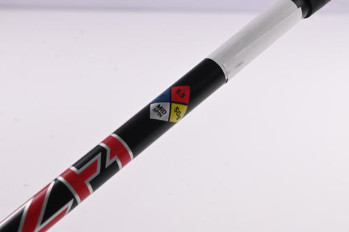 Titleist TSR3 Driver / 9 Degree / Regular Flex HZRDUS CB Red 50 Shaft