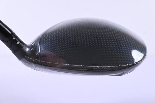 Callaway Quantum Max D Driver / 10.5 Degree / Regular Flex Vanquish 4 Shaft