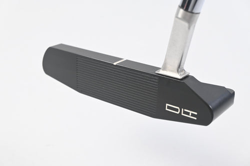 SIK Pro C-Series Black Putter / 33 Inch
