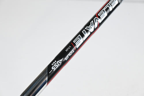 Cleveland CBX Zipcore Pitching Wedge / 46 Degree / Stiff Flex Elevate Tour Shaft