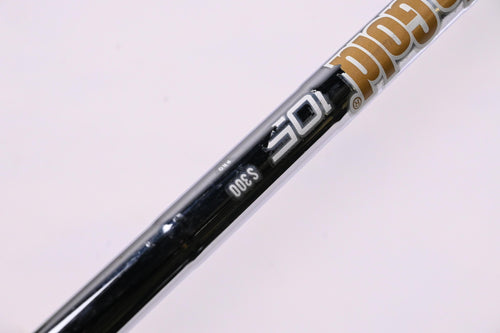 Taylormade P790 2021 #7 Iron / Stiff Flex Dynamic Gold 105 S300 Shaft