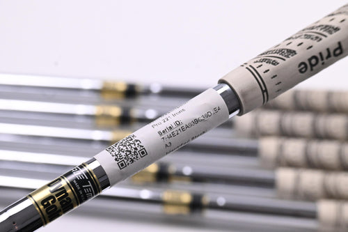Mizuno Pro 221 Irons / 5-PW / Stiff Flex Dynamic Gold S300 Shafts
