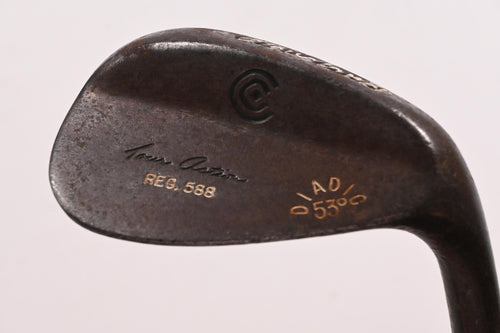 Cleveland 588 Tour Action Gap Wedge / 53 Degree / Wedge Flex Dynamic Gold