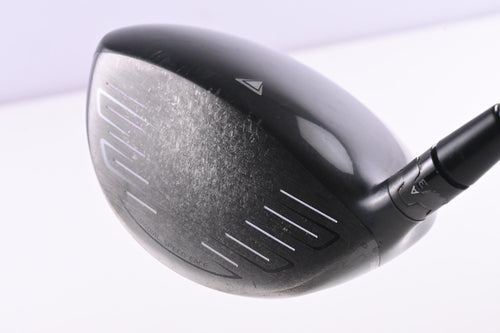 Titleist 917 D2 Driver / 9.5 Degree / Regular Flex Fujikura Fit-On E 360 Shaft
