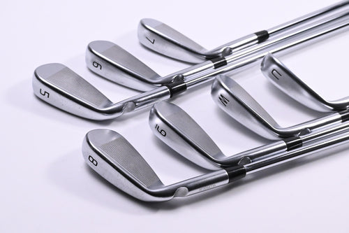 Ping i530 Irons / 5-PW+UW / Blue Dot / Regular Flex Elevate MPH 95 Shafts