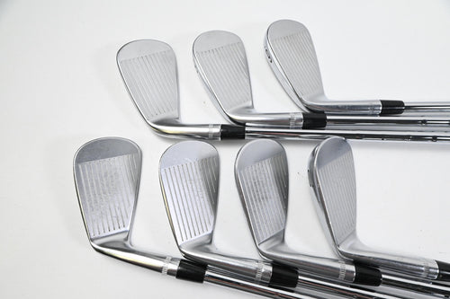Callaway Apex CB 24 Irons / 4-PW / X-Flex N.S.Pro Modus3 Tour 130 Shafts