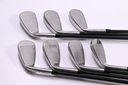 Wilson DYNAPWR 2025 Irons / 5-PW+GW / Regular Flex KBS Max Graphite Iron 65