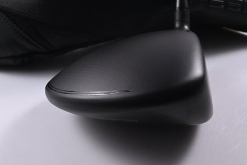 Cobra Darkspeed LS Driver / 9 Degree / X-Flex UST LinQ 6 Shaft