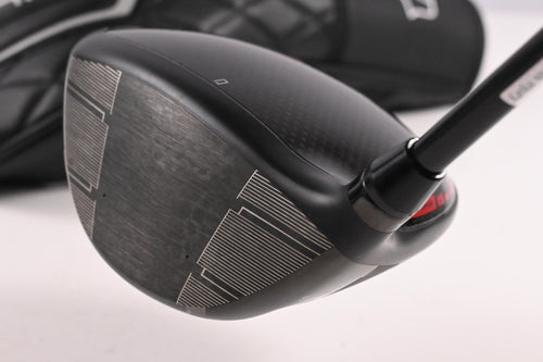 Wilson DYNAPWR Max+ Driver / 10.5 Degree / Stiff Flex Denali Black 60 Shaft