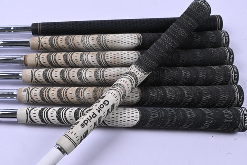 Callaway Rogue ST Pro Irons / 5-PW+GW / Regular Flex Elevate MPH 95 Shafts