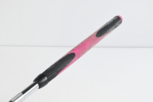 Yes! C-Groove Marilyn Putter / 32 Inch
